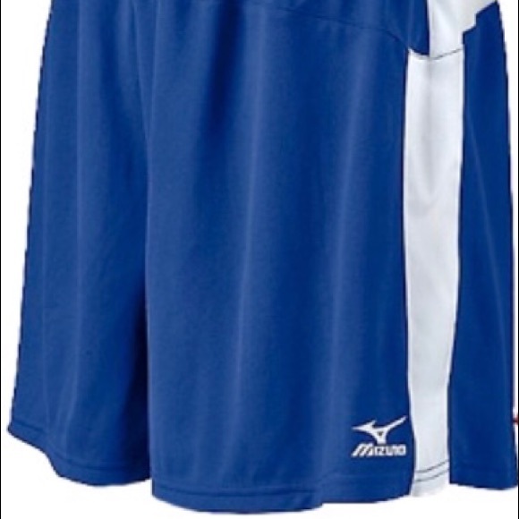 mizuno loose fit volleyball shorts